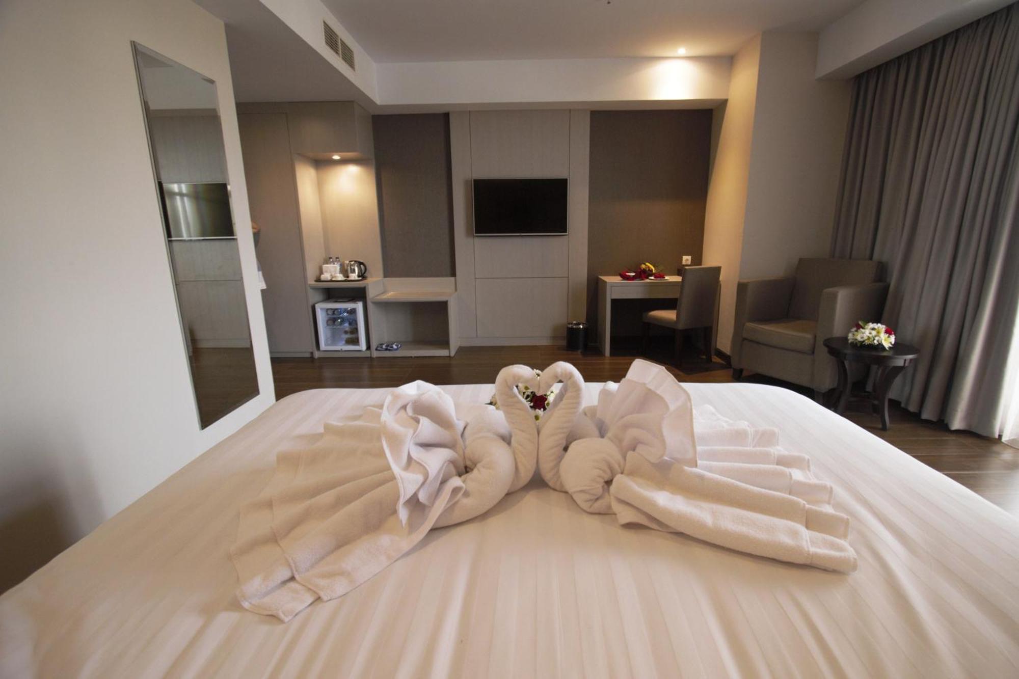 Tara Hotel Yogyakarta Tugu Cameră foto